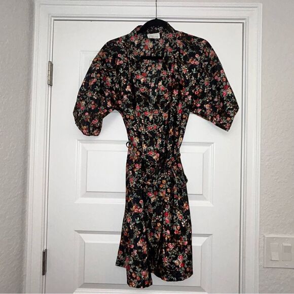 Vintage Ilese Stevens Floral Short Robe with Belt - Picture 5 of 12